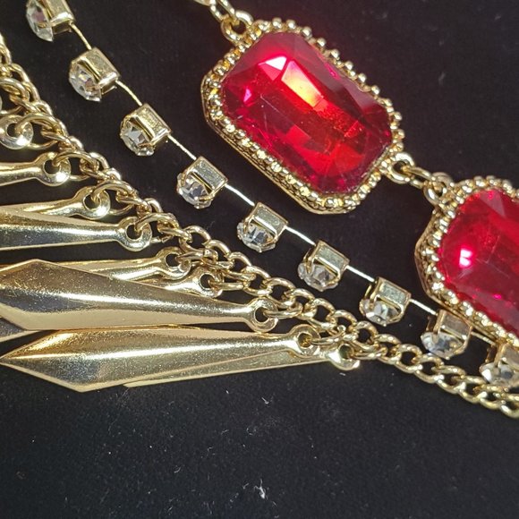 Bijou drive red gold rhinestone necklace - Picture 5 of 8